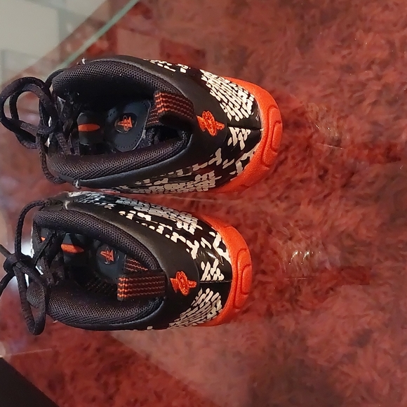 Boys Nike Posite TD Sneakers - Picture 3 of 4